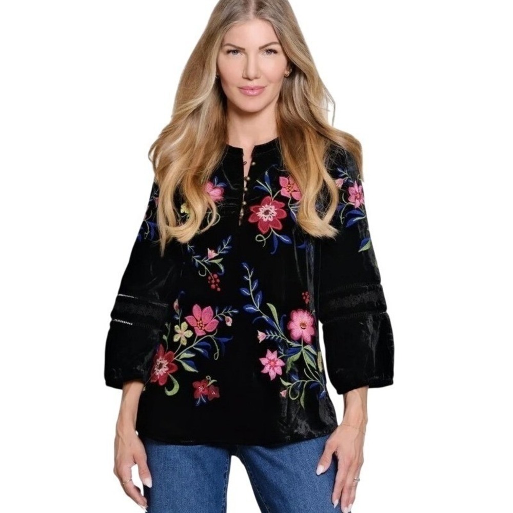 John Mark 3X Black Velvet Floral Embroidered Tunic Top 3/4 Sleeves NWT